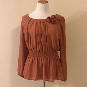 Forever21 Light brown cinched top with floral